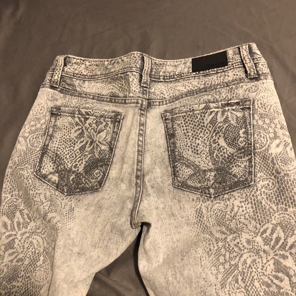 Lace Overlay Bebe Skinny Jeans - Picture 1 of 6